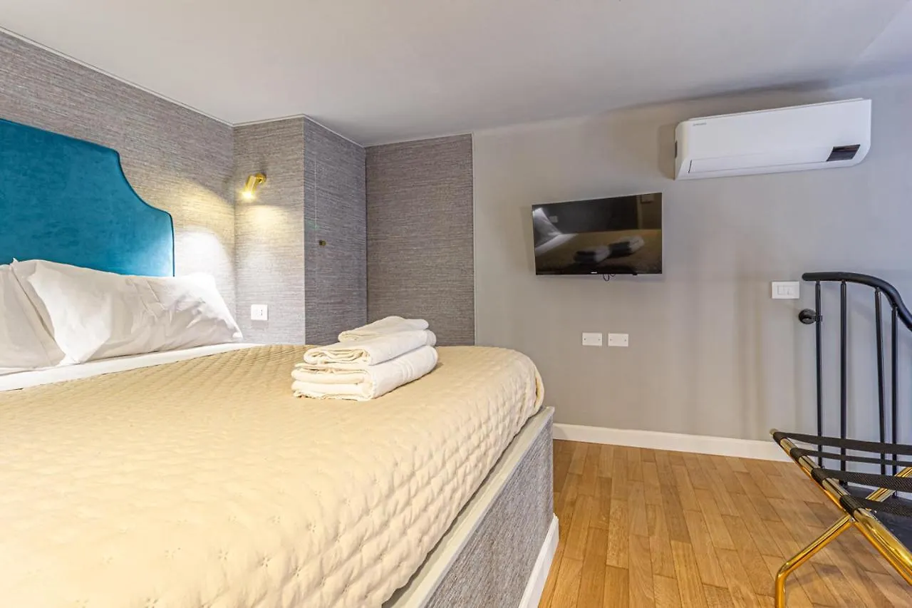Apartment Casa Dafne In Canton De Fiori Bologna